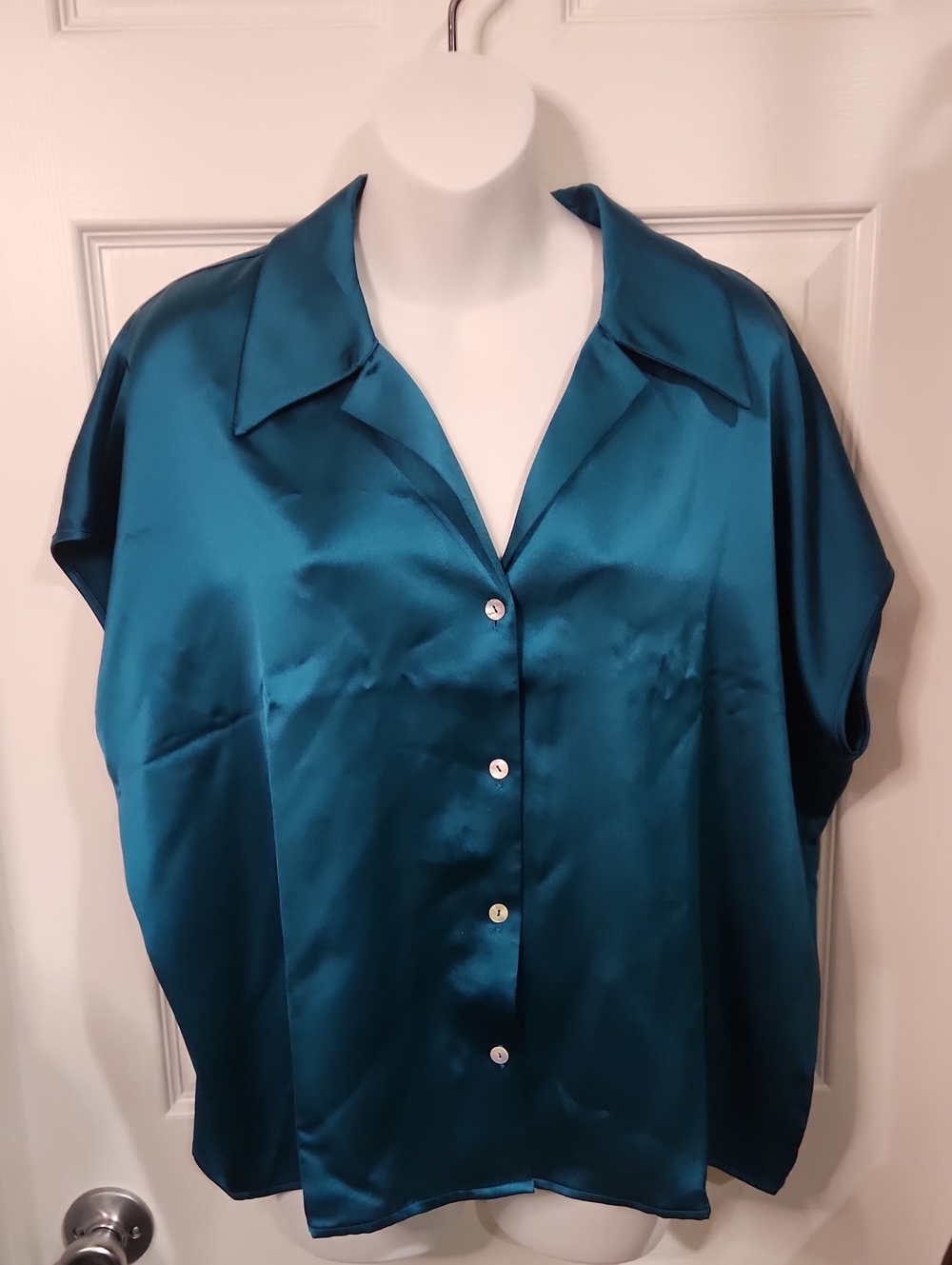 Satin Button-Front Short Sleeve Top Blouse Teal XL Quiet Luxury Office Chic